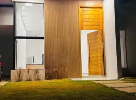 Refúgio Elegante com Piscina