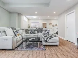 Spacious 2BR APT in Cliff Road & Queensway close to China Town, Mississauga