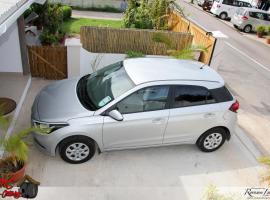 MC Self Catering, hotel v destinaci Baie Sainte Anne