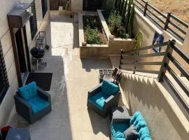 Luxury spacious house in dabouq with parking
