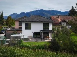 Luxus-Anwesen mit Charme - ganzes Haus mit Garten