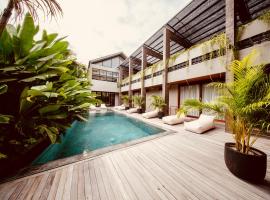TheHub Pererenan Coworking, Pool and Rooftop, aparthotel v destinaci Canggu