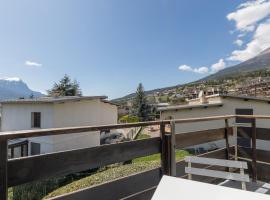Les 4 Soleils - Jolie vue montagnes, hótel í Embrun