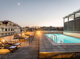 Petit Palace Trencad&iacute;s