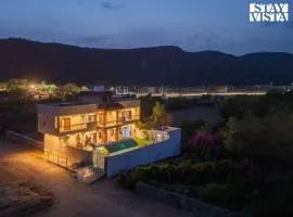 StayVista at The Binclave with Bar, Pool