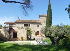 Cal Tomas, Hotel in Castellet