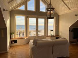 Villa på Oslofjordens største og mest populære badestrand, hotel v destinaci Tønsberg