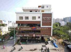 White Stone Comforts