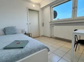 Smart & Cheap Stay for 1 person
