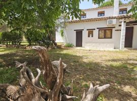 Cortijo del Cura By Travel Home, hotel v destinaci Cortijos Nuevos