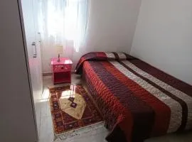 Habitación tranquila con acceso a Barbacoa y piscina
