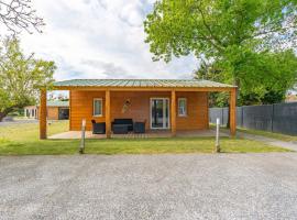 Chalet au calme, hotel a La-Gripperie-Saint-Symphorien