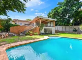 4 Bedroom - Family Home - Tennis Court - Pool
