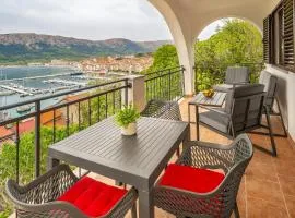 Apartments Nasic with Beautiful Sea View