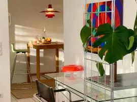 Designerwohnung mit malerischer Terrasse - Modern, Gemütlich & Zentral