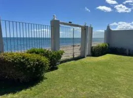 Mimosas Beach House