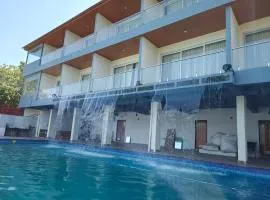 Nisarga Lake Resort Tapola