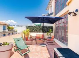 LAMARTINE - Studio w terrace and AC Very central