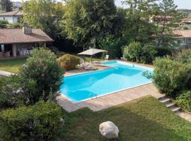 Villa Punta Sasso, hotell sihtkohas Manerba del Garda