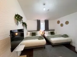 Family Retreat Studio 30min to Central London