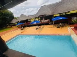 Falcon Lodge Bela