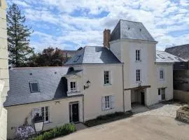 Dépendance Château de saint Saturnin sur Loire