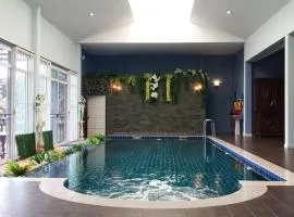 Thai River House