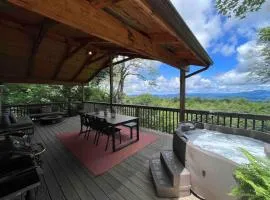Hot Tub, Panoramic Views, Deck, Firepit