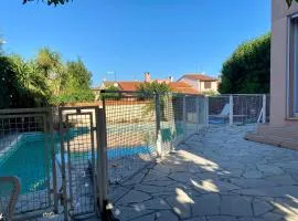 Spacieuse maison familiale avec piscine privée