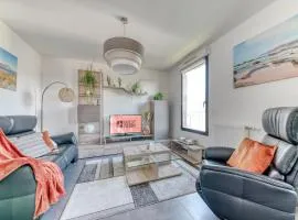 GuestReady - Chic Stay with Jacuzzi and Parking