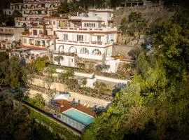 Villa Dafne Gulf Views Pool and Guest Services by Feeling Italy
