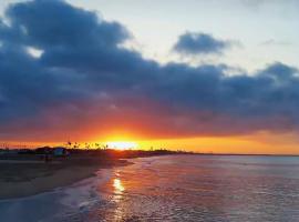 CABA&Ntilde;AS CALIPSO, 2 piso, medenc&eacute;vel rendelkező hotel Cove&ntilde;asban