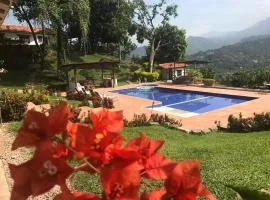 Finca en La Mesa espectacular vista Descanso o trabajo