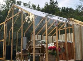 Insolite Cabane du Rêveur, hotell i Pagny-sur-Moselle