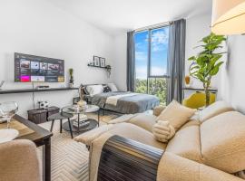 Silhouette Suite Studio by JK