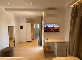 Xhonis Apartments