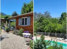 Sud Ardeche joli chalet clim piscine rivière LE CERF Village du serre