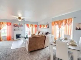 3 Mi to Dtwn Townhome with Deck in Dover