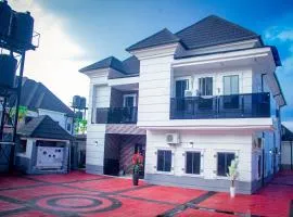 Five Angels Accommodation, Party & Holiday Shortlet