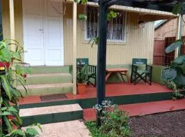 Casa Céntrica con Estacionamiento