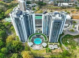 Modern Apartment located in Trendy San Jose Condo