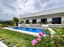 Sondela Lambug Room2 w pool mountain seaview