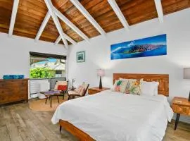 Charming Princeville Studio, AC, Pool, Hot Tub