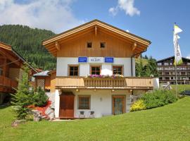 Ferienwohnung Königsleiten 2a - Top UG, hotel v destinaci Königsleiten