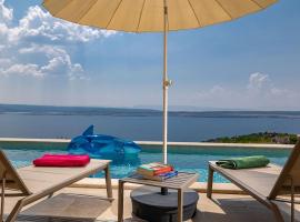 Traumhafte Finca nur 480 Meter zum Strand mit Meerblick, Privatpool, Waschmaschine, Hotel in Dramalj