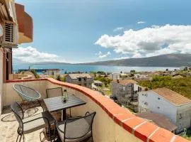 Lovely apartment with stunning view on Kotor Bay