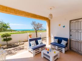 Fronte Mare Villa Raffaele, hotel in Punta Prosciutto