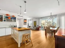 Ramat Hasaron Modern 3BR Apt