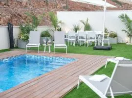 Michaelangelo Luxury Garden Apartment with Private Pool