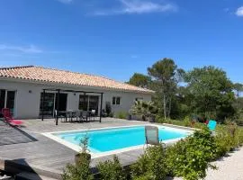 Paisible villa avec piscine proche du Pic Saint-Loup
